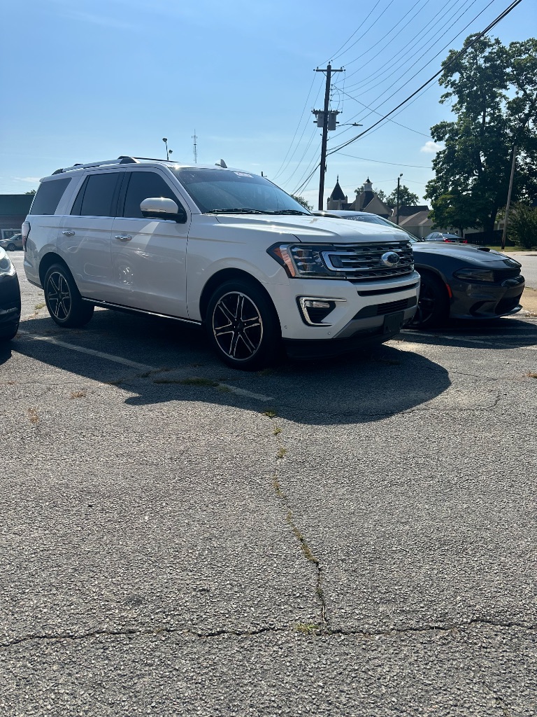 2020 Ford Expedition Limited's photo