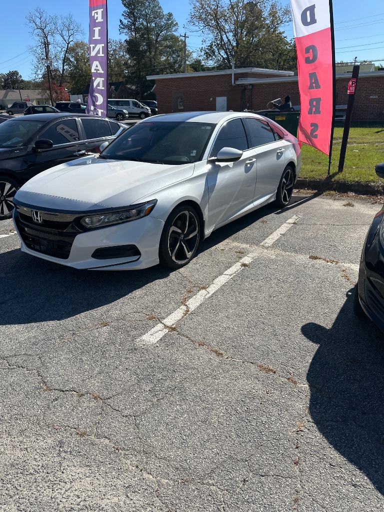 2020 Honda Accord Sport's photo