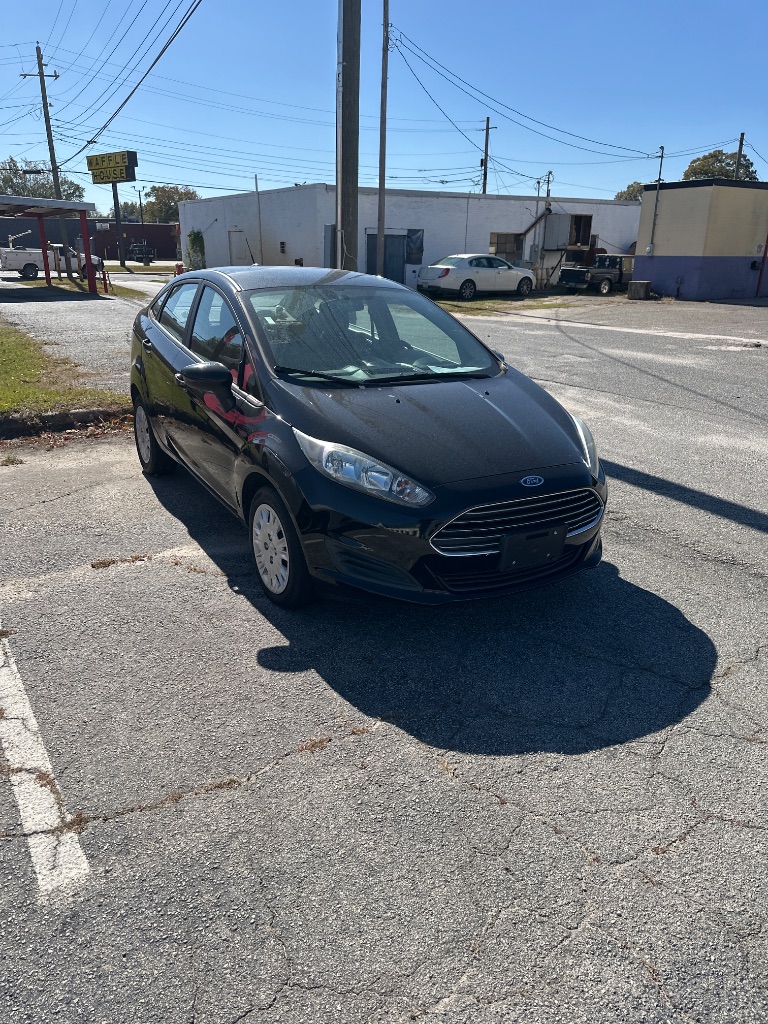 2019 Ford Fiesta S's photo