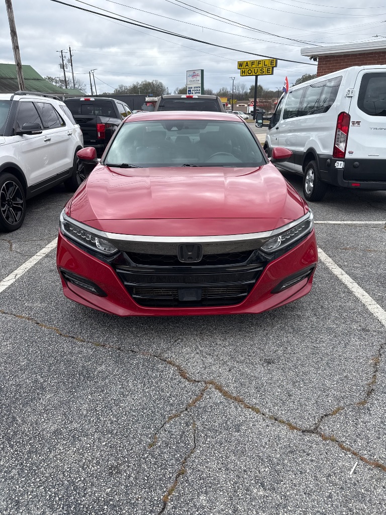 2018 Honda Accord Sport's photo